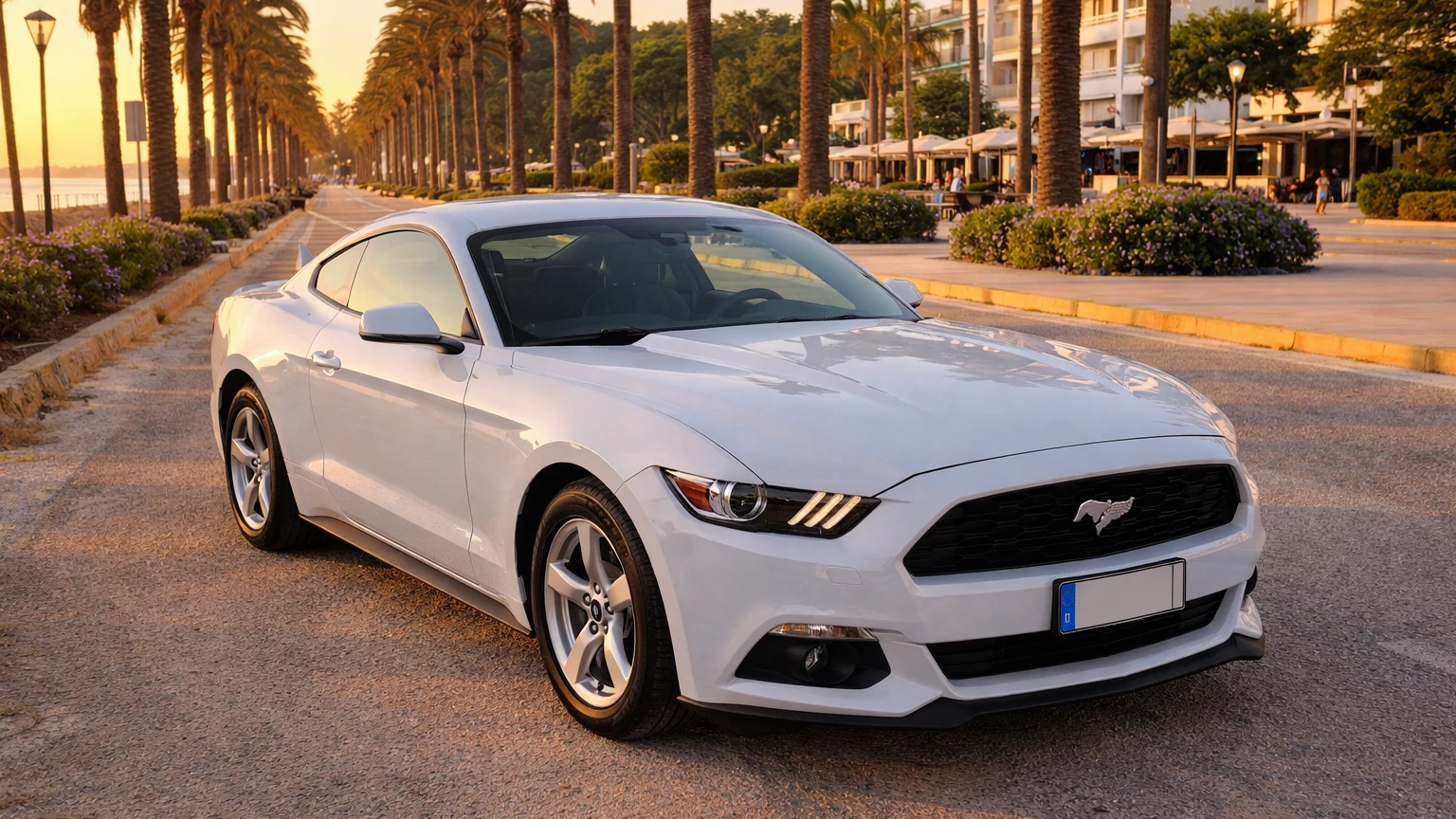Location de voiture de sport à Ibiza - Ford Mustang pour des trajets côtiers pittoresques près d'Es Vedra