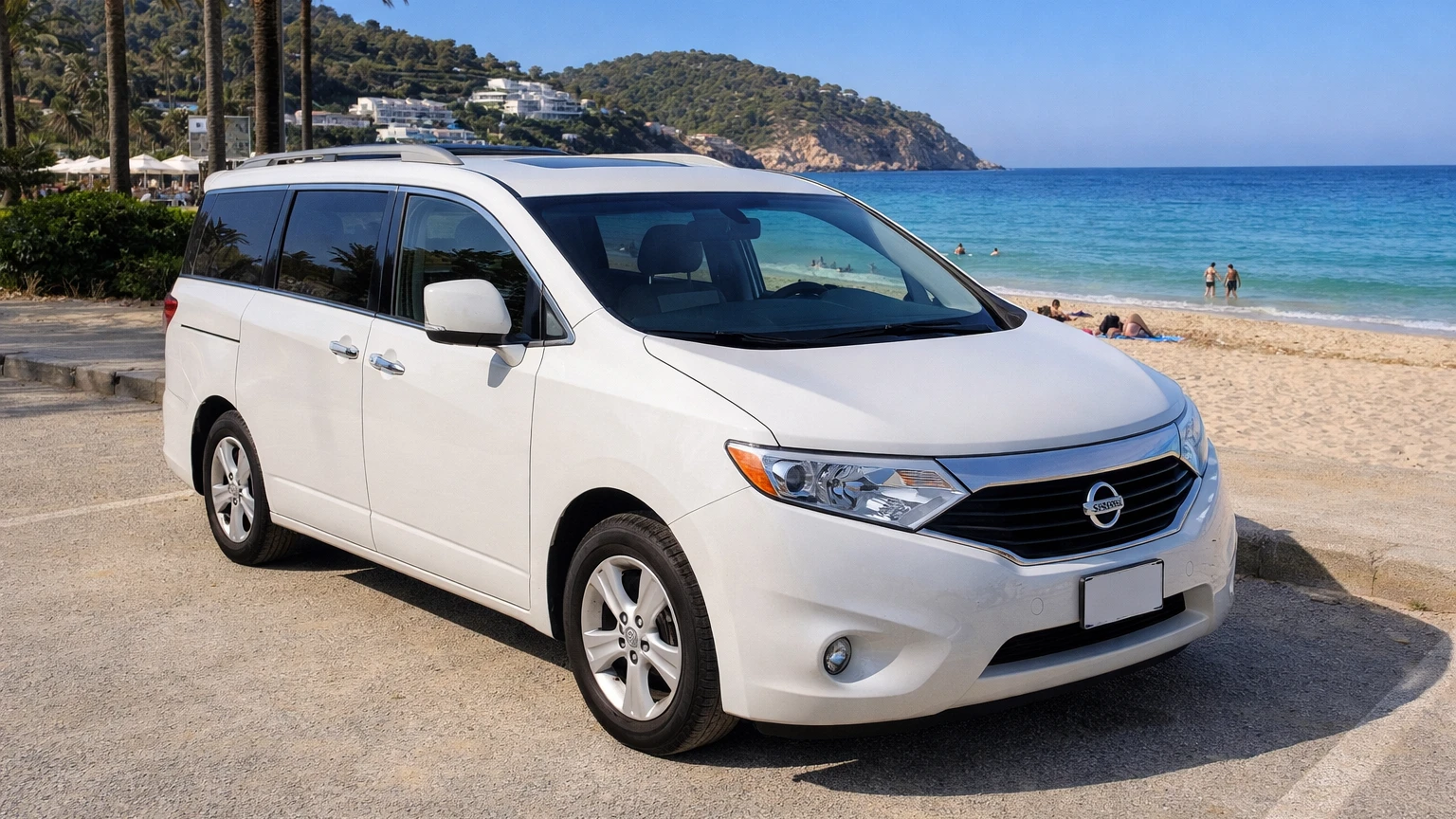 Location de minivan 7 places à Ibiza - Nissan Quest pour des vacances en groupe et le transport de mariage